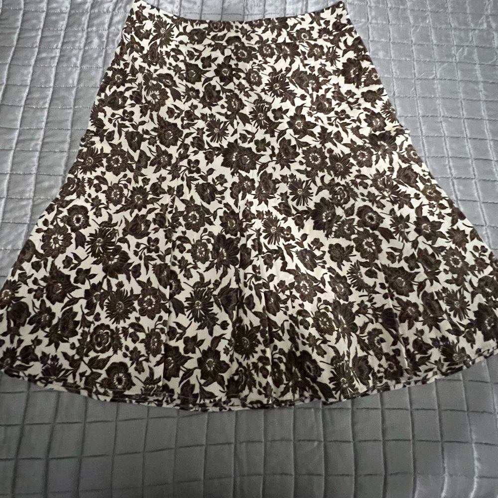 Ann Taylor size 4 brown and cream skirt